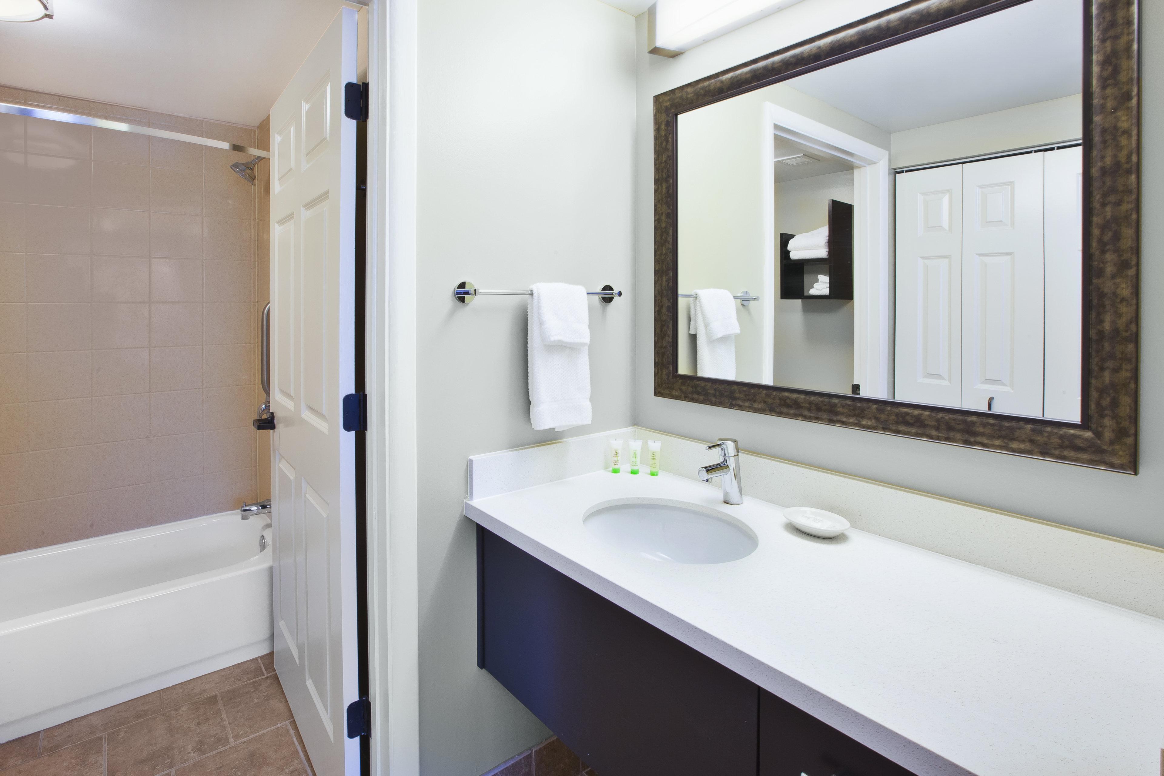 Staybridge Suites Cleveland Mayfield Heights Beachwood By Ihg Zewnętrze zdjęcie