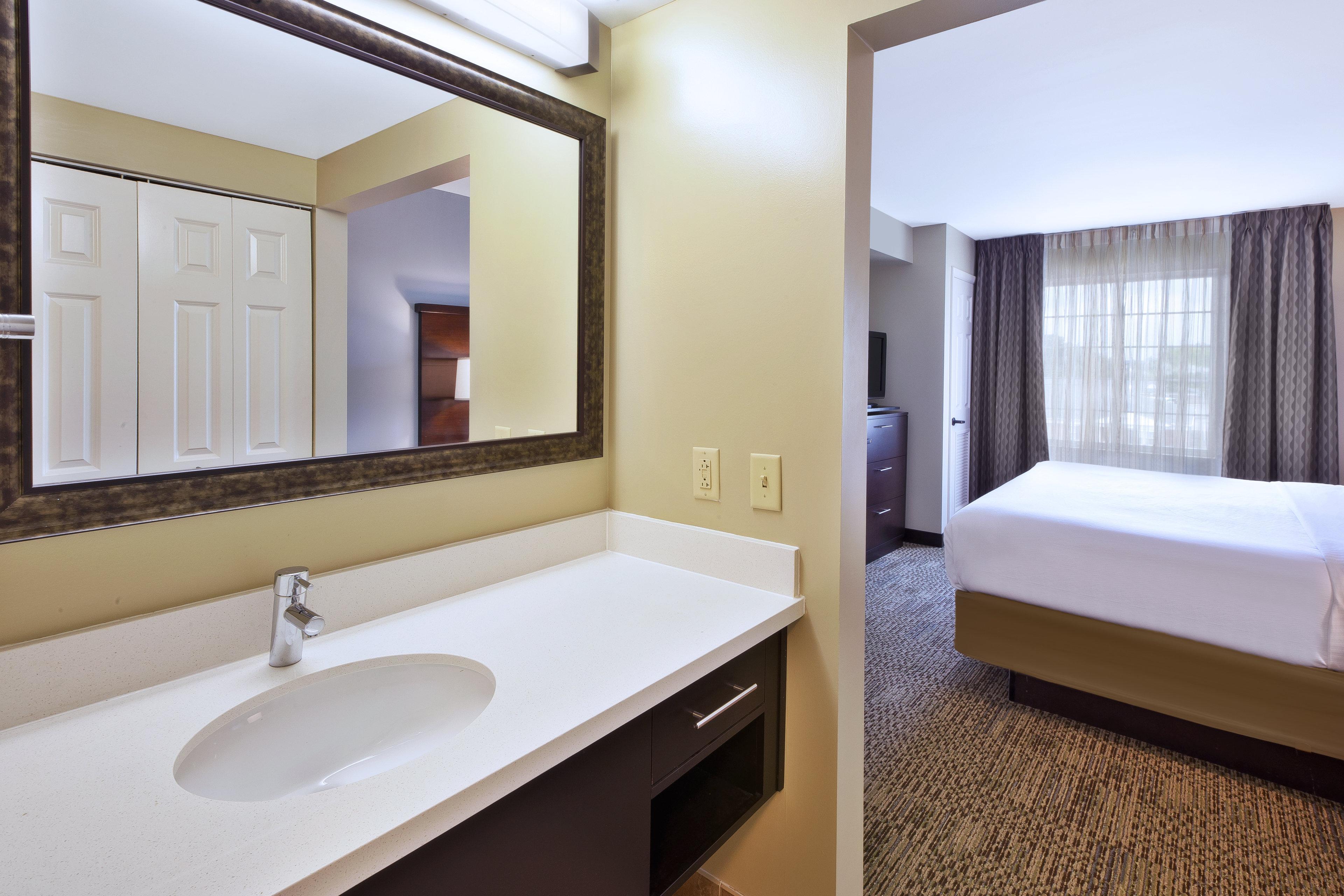 Staybridge Suites Cleveland Mayfield Heights Beachwood By Ihg Zewnętrze zdjęcie